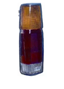 FARO FANALE FANALINO POSTERIORE SX PER NISSAN NAVARA D21 KING KAB PICK UP 86 97 - Foto 1 di 3