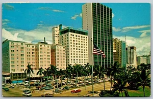 Vintage Miami Florida FL Biscayne Boulevard Straßenansicht 1970er Postkarte - Bild 1 von 2