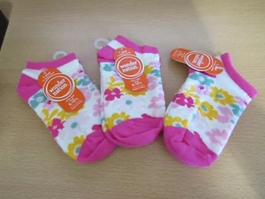 New Wonder Nation No Show Socks 3 Pair Size 6-10.5 Girls Pink White Floral - Picture 1 of 2