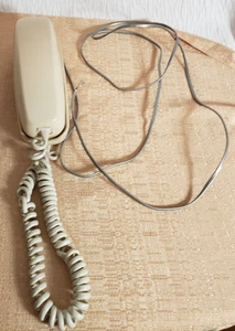 Good Used Vintage ITT Beige Trimline Push Button Phone - Picture 1 of 7