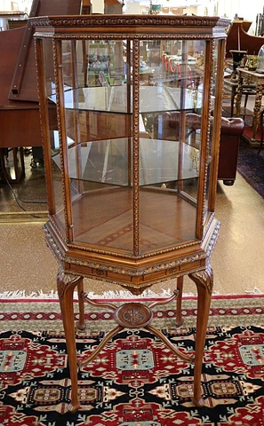 Mahogany Georgian Style Hexagon Shaped China Curio Display Cabinet Cover