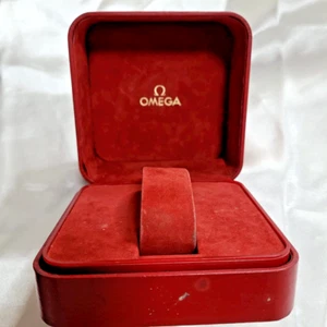 Caja Reloj OMEGA Original Vintage Años 80 Caja Roja Y Estuche Madera Cuero Terciopelo Usado - Imagen 1 de 24