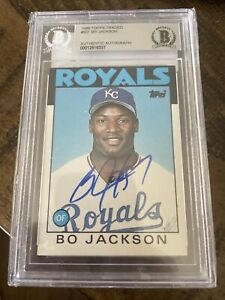 BO JACKSON AUTOGRAPHED 1986 TOPPS TRADED RC Signed Rookie Auto