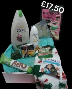 DAMEN WEIHNACHTSGESCHENKKORB TAUBE & SOCKE VERWÖHNEN FÜR SIE BOX MAMA SCHWESTER TEENAGER - Bild 1 von 11