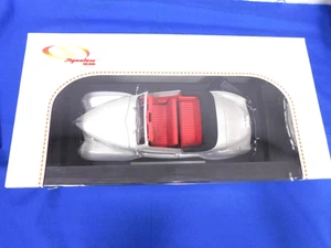 Signature Models 1939 Lincoln Zephyr New in Box 1:18 Scale Metal Die Cast - Picture 1 of 3