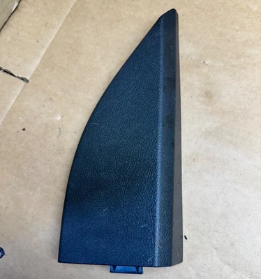 Cubierta de espejo retrovisor interior pasajero derecho Ford serie E150 - E350 Econoline R Foto 1 de 4