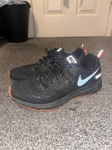 Nike Zoom Winflo 4 Shield nero cremisi taglia UK 9 921704 001
