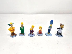 The Simpsons Clue 2002 6 piezas de fichas de juego de mesa de personajes de repuesto - Imagen 1 de 3
