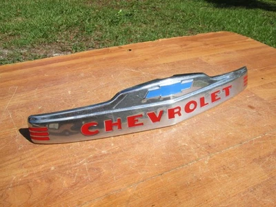 1947 THRU 1953 CHEVROLET 3100 PICK-UP TRUCK HOOD EMBLEM OEM - Image 1 of 4
