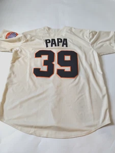 Vatertagsgeschenk Throwback Houston Astros individuelles cremefarbenes Trikot mit "Papa" geflickt - Bild 1 von 8