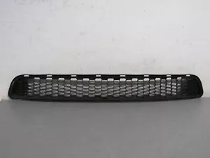 2011 2012 2013 2014 2015 2016 2017 TOYOTA SIENNA FRONT BUMPER LOWER GRILLE OEM - Bild 1 von 7