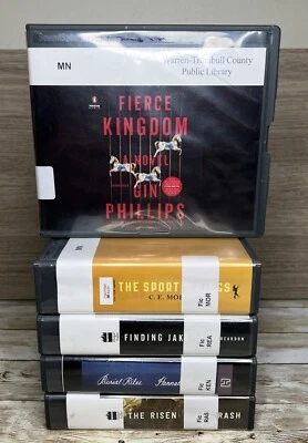 Lot 5 Audio Books CDs -Family Drama, Literary Fiction with Depth, Secrets/Truth Foto 1 de 4