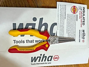New Wiha Tools 32870 6-1/2" Round Nose Insulated Pliers - Picture 1 of 1
