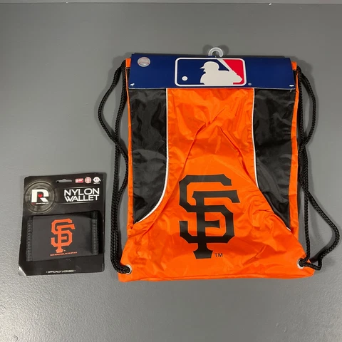 San Francisco Giants MLB Ultimate Fan Gift Lot Nylon Wallet and Team Back Sack Cover