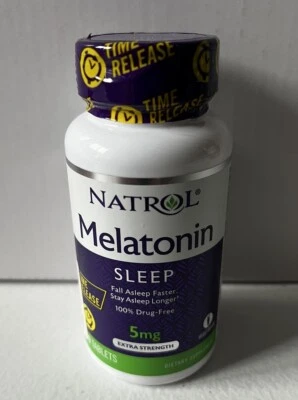 Снотворное средство Natrol MELATONIN Time Release 5 мг, 100 таблеток срок годности 2/28/25 - Изображение 1 из 4