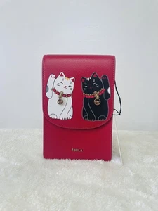 FURLA Bolso de Hombro Smartphone Bolso de Hombro Maneki-neko (gato que hace señas) Estampado Rojo - Imagen 1 de 12