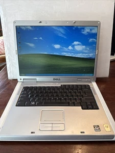 Laptop Dell Inspiron 1501 - AMD 1,8 GHz | 1 GB RAM | DISCO DURO DE 60 GB | DVD CDRW | WinXP - Imagen 1 de 12