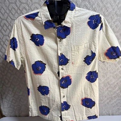 Sovereign Code Shirt Mens Medium Hawaiian Surfing Catching Waves Button Up - Image 1 of 4