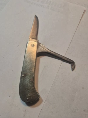 Rare Vintage CHALLENGE CUTLERY CO., ROOSTER-NUTTER CASTRATION KNIFE c. 1867-1928 - Image 1 of 4