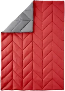 Member's 5'x7' übergroße Campingdecke, rot (aus recyceltem Kunststoff) - Bild 1 von 5