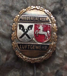 Niedersachsen German Air Rifle Gun Shooting Federation Bronze Award Pin Badge - Picture 1 of 2