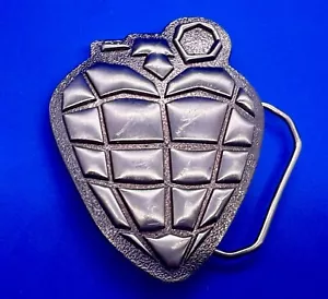 Green Day Heart Like A Hand Grenade 2004 Belt Buckle American Idiot Album Rock - Picture 1 of 16