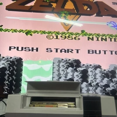 The Legend of Zelda NES  Nintendo Game  Authentic OEM Tested - Image 1 of 4