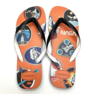 Havaianas Men's NASA Flip Flops Size US 11 / 12 Logo Space Shuttle Astronaut - Picture 1 of 7
