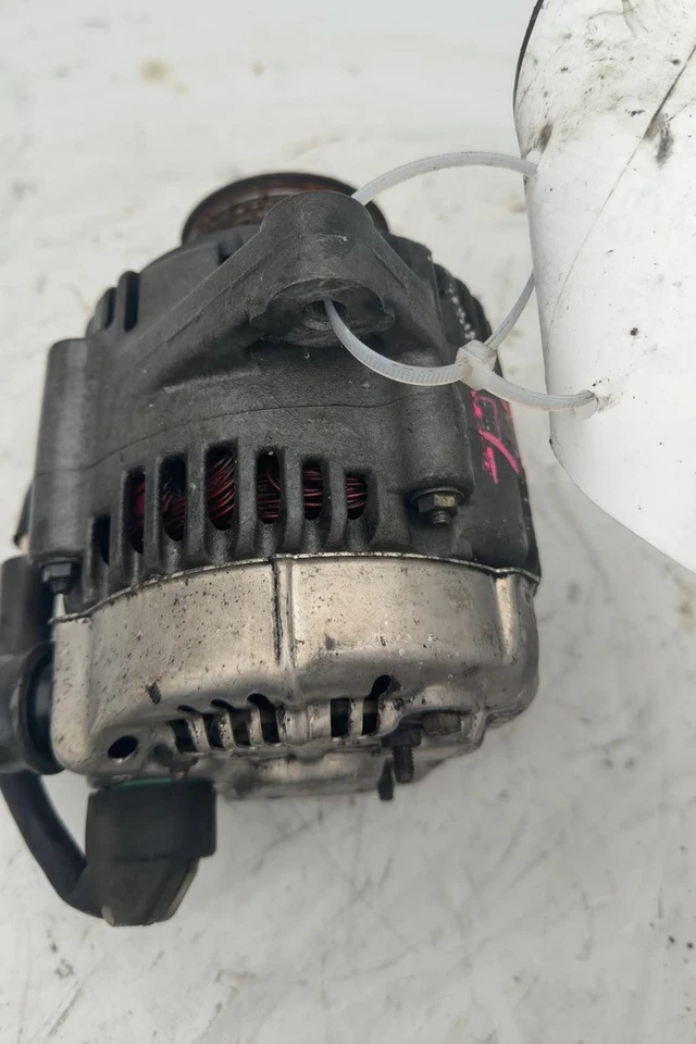 Alternador Honda Honda Accord 1998 1999 2000 2001 2002 Foto 1 de 4