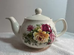 Price Kensington Potteries Rose Trio Four Cup Teapot - Picture 1 of 11