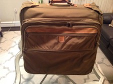 Hartmann Preowned Rolling Garment Bag Luggage Wheeled Suitcase