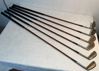 Spalding  Kro-Flite Robert T Jones Jr 6 Irons no's 2 & 4-8 - Image 1 of 4
