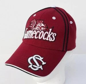 South Carolina Gamecocks SC Garnet Black White One Fit 97% Acrylic 3% Spandex - Picture 1 of 10
