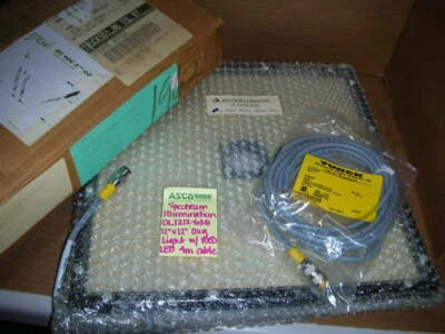 SPECTRUM ILLUMINATION OL1212-630 12″x12 ” OXY Light w/ Red LED 4m cable NOS!! - Image 1 of 4