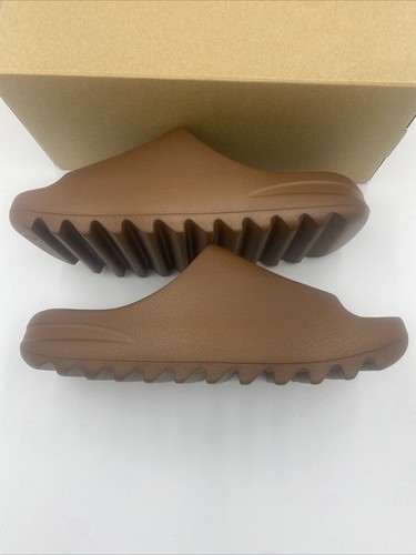 Adidas Yeezy Slide sandali casual da uomo marroni FZ5896