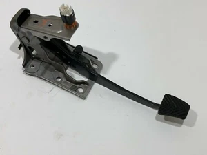 MITSUBISHI LANCER 2010 2.0 GENUINE 6 SPEED MANUAL BRAKE PEDAL / 2008-ON - Picture 1 of 6