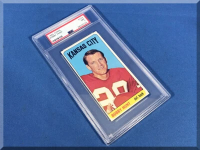 1965 TOPPS AFL FOOTBALL CARD BOBBY HUNT #104 DB KANSAS CITY CHIEFS - PSA 7 - Image 1 of 2