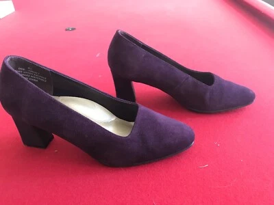 FASHION BUG WOMANS SHOES PURPLE 6.5 - Image 1 of 4