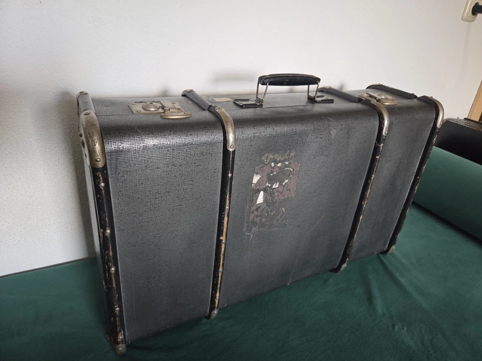 Antiker Überseekoffer - Reisetruhe - 1930-1950. - Bild 1 von 4