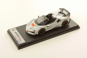 LOOKSMART LOOLS552C Ferrari SF90 XX Spider Bianco Artico 1/43  - Bild 1 von 1
