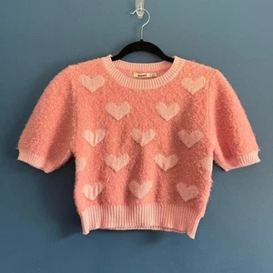 Needii Cropped Heart Sweater Women's Size Medium Pink Love Pastel Knit Valentine - Picture 1 of 7