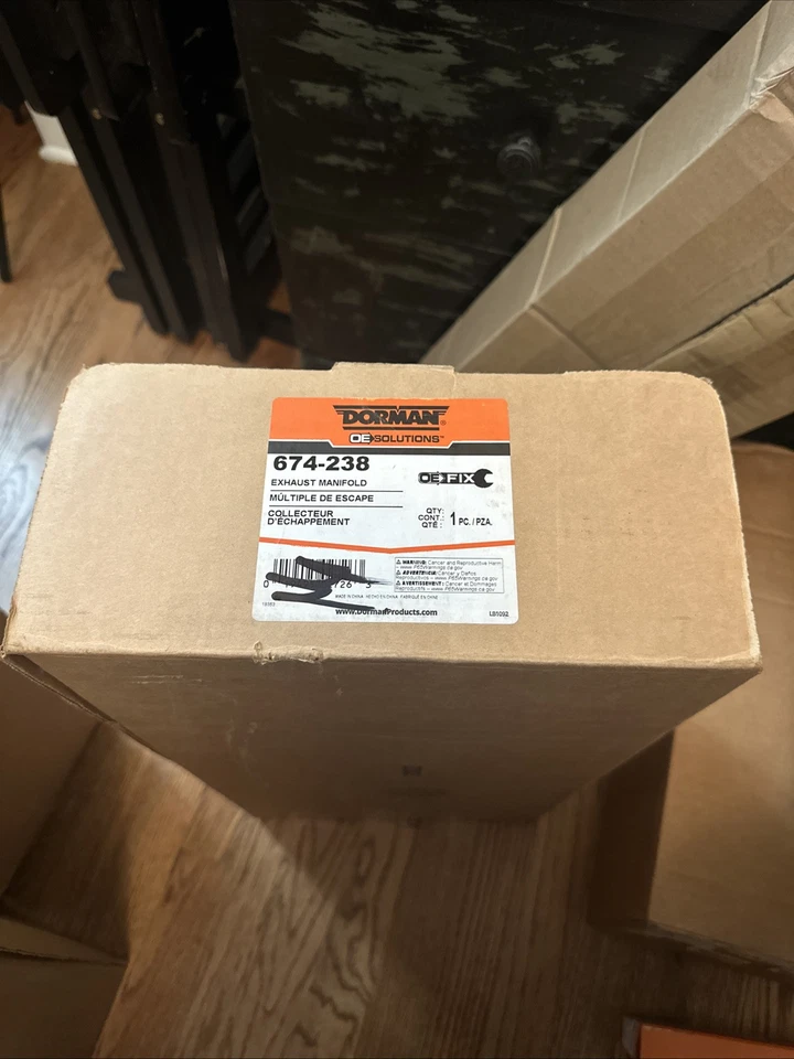 Colector de escape Dorman 674-238 para camionetas Chevy GMC 12551385 Foto 1 de 1