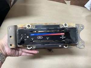 81-91 Ford Econoline Van heat AC control Assembly & Bracket 1981-1991 OEM - Picture 1 of 4