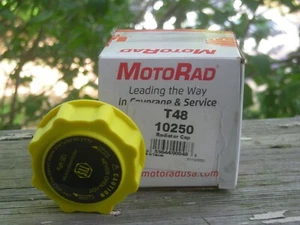 MotoRad T48 Engine Coolant Reservoir Cap - Picture 1 of 1