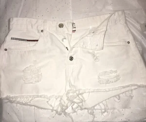 tommy hilfiger Women denim shorts size 27 - Picture 1 of 8