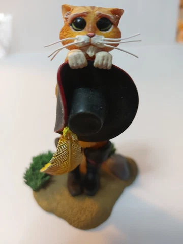 Attakus Shrek 2  Puss In Boots statue  9.3cm  NEW rare Cover