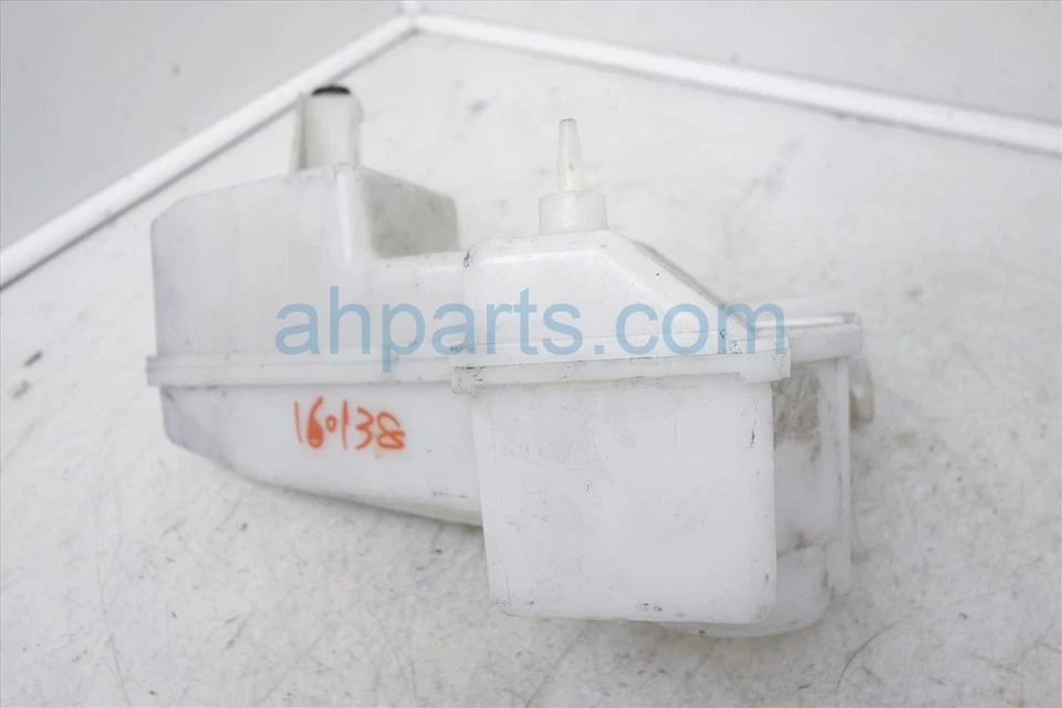 2000-2001 Infiniti I30 Air Resonator Chamber Box 16585-2Y000 - Image 1 of 4