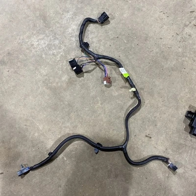 2007-2013 Chevy GMC Yukon Tahoe Suburban Rear Heated Seat Wiring Harness - Image 1 of 4