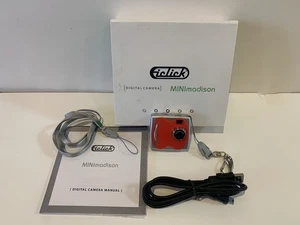 Vintage iClick Digital Camera, MINImadison Including CD-ROM & USB Cable - Picture 1 of 11