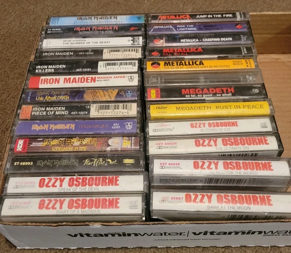 Vintage Cassette Lot Of 25 Metal Rock Metallica Ozzy Megadeth Iron Maiden Used - Image 1 of 4